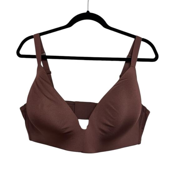 NWT Skims Wireless Form T-Shirt Bra in Garnet - Size 44DD - Picture 1 of 6